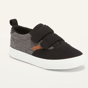 Old Navy Toddler Textured Double-Strap Sneakers in Black / Grey